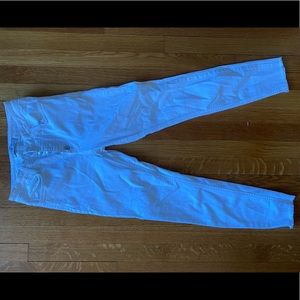 White skinny jeans
